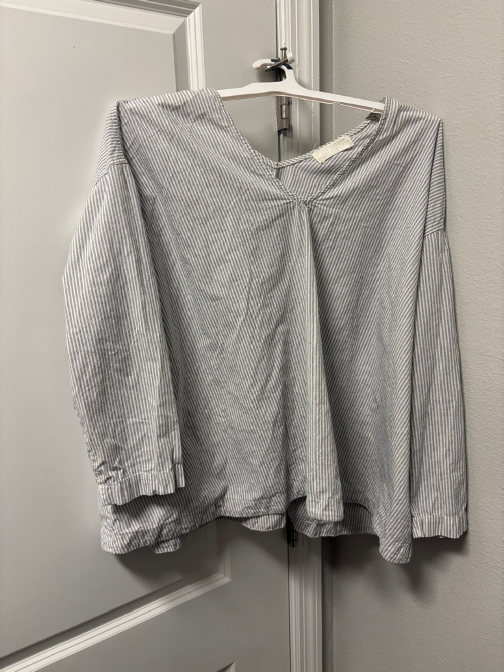Stripped linen top